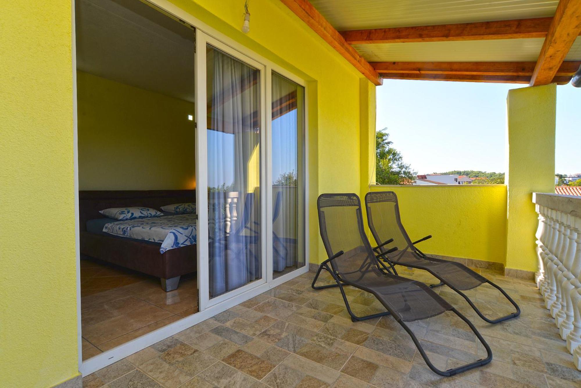 Apartments Milica 56 Пула Екстериор снимка