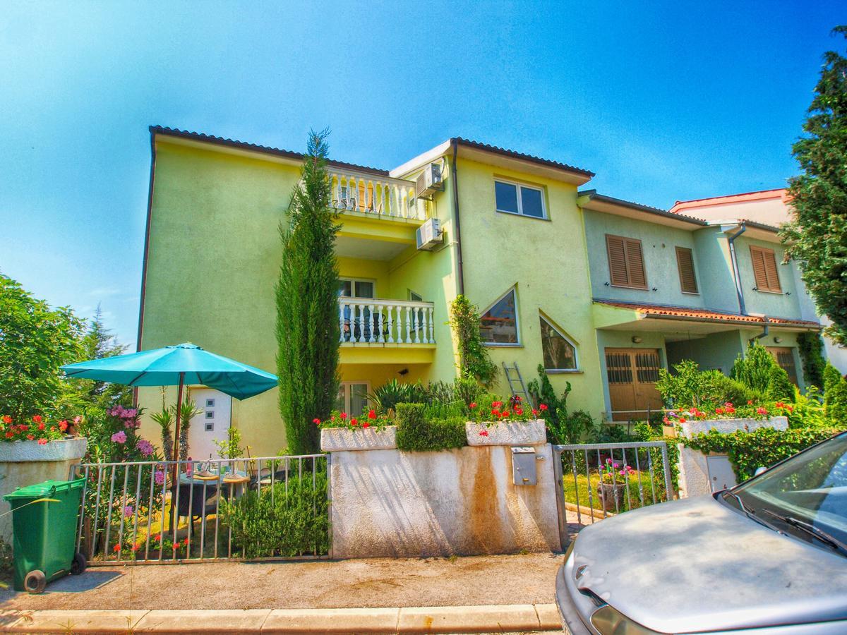 Apartments Milica 56 Пула Екстериор снимка