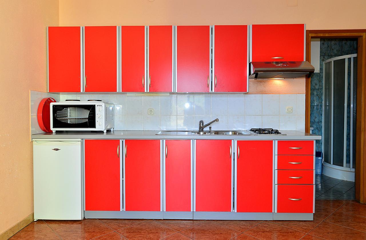 Apartments Milica 56 Пула Екстериор снимка