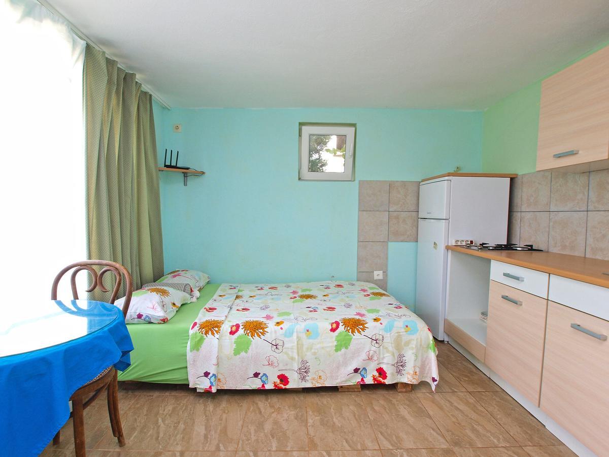 Apartments Milica 56 Пула Екстериор снимка