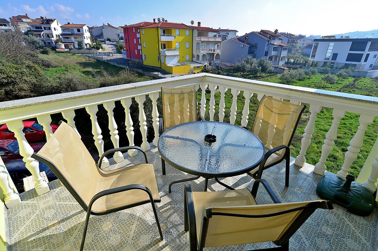 Apartments Milica 56 Пула Екстериор снимка