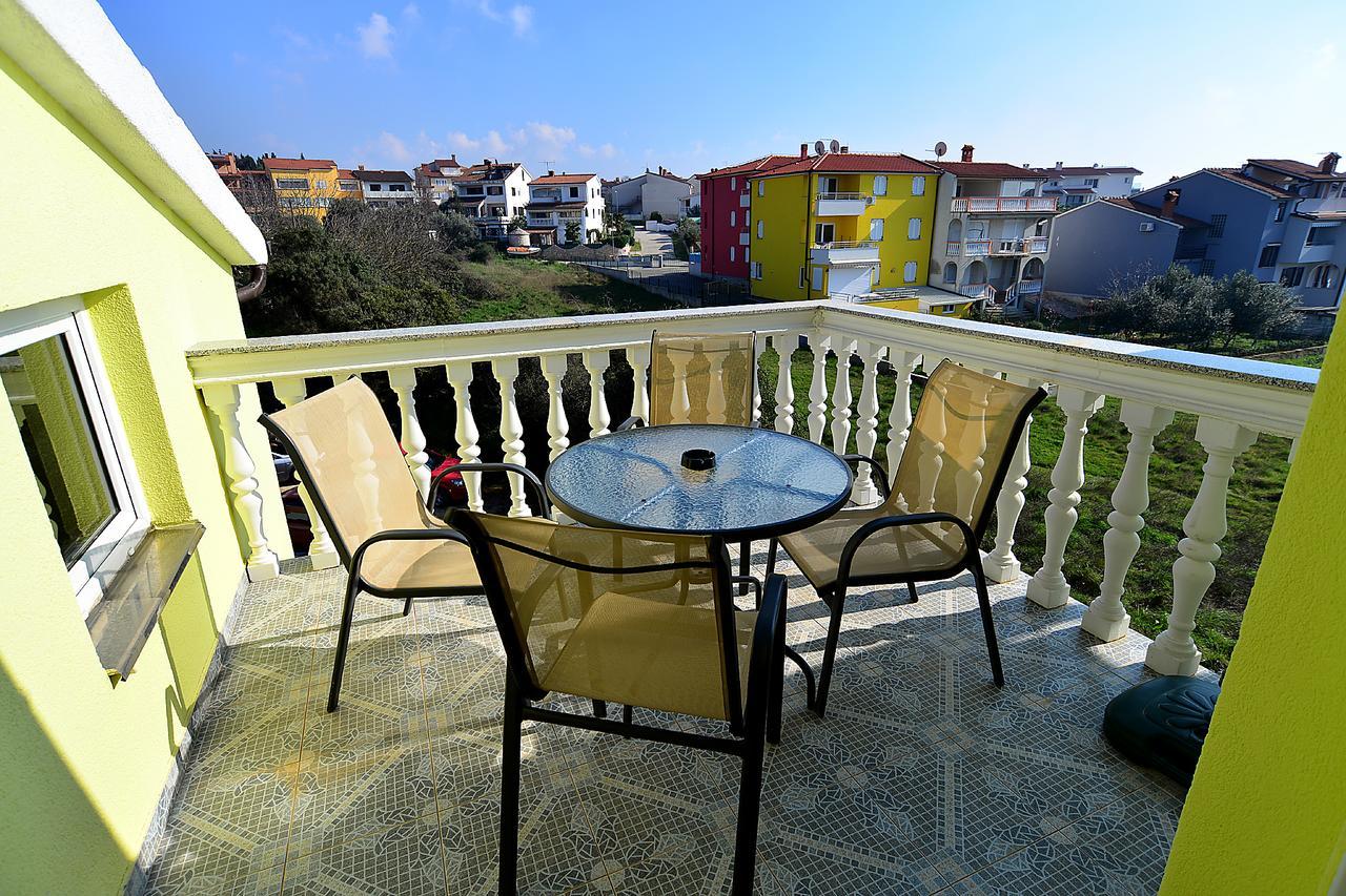 Apartments Milica 56 Пула Екстериор снимка
